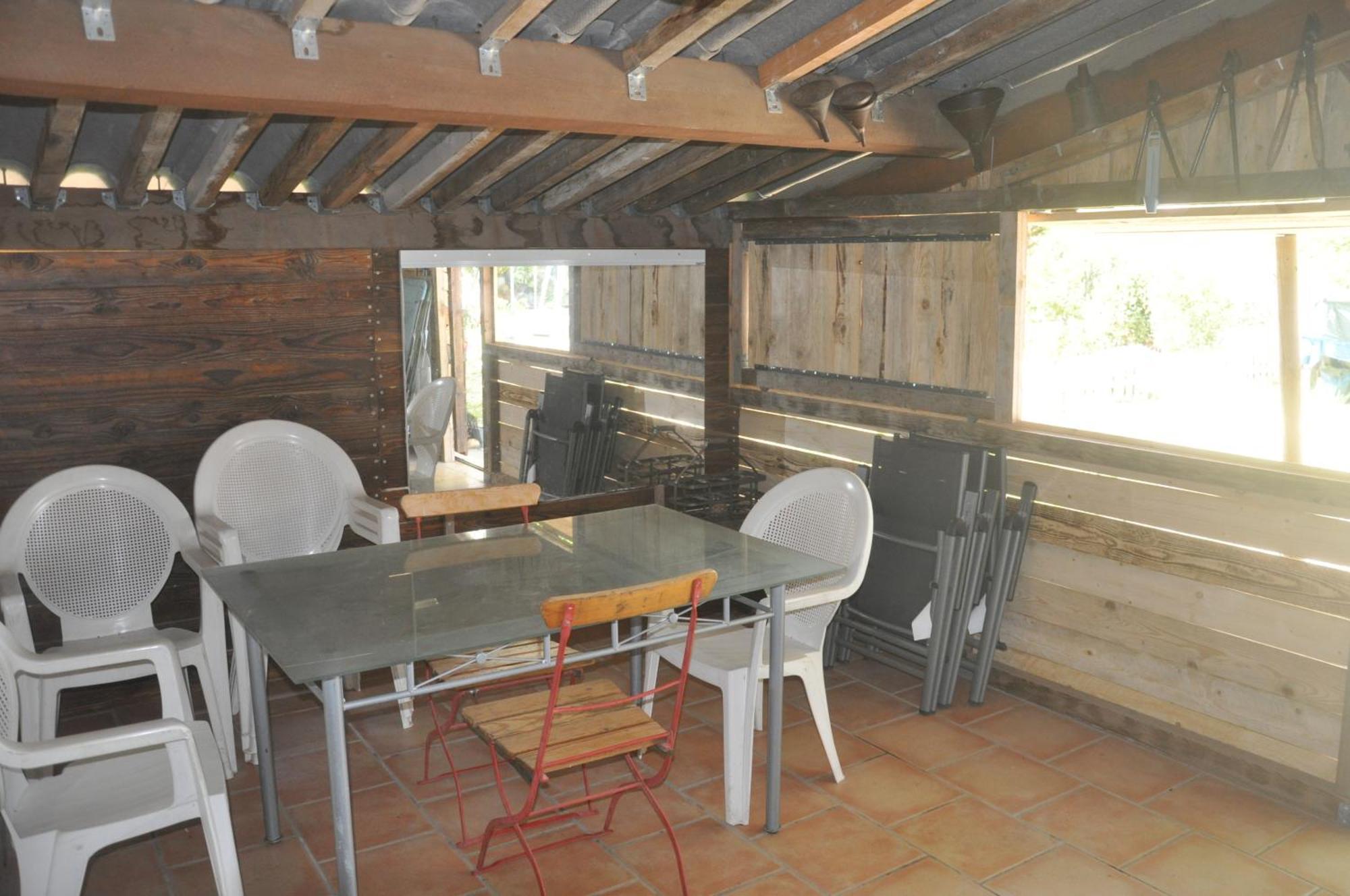 La Ferme De Tonton Jules Et Mame Julia Bed and Breakfast Entraigues-sur-la-Sorgue Εξωτερικό φωτογραφία